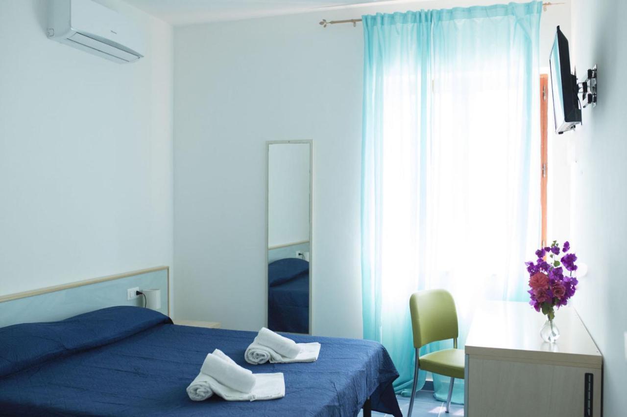 อิล กาวาเลียเร Bed & Breakfast ซานตาโดเมนิกา ภายนอก รูปภาพ